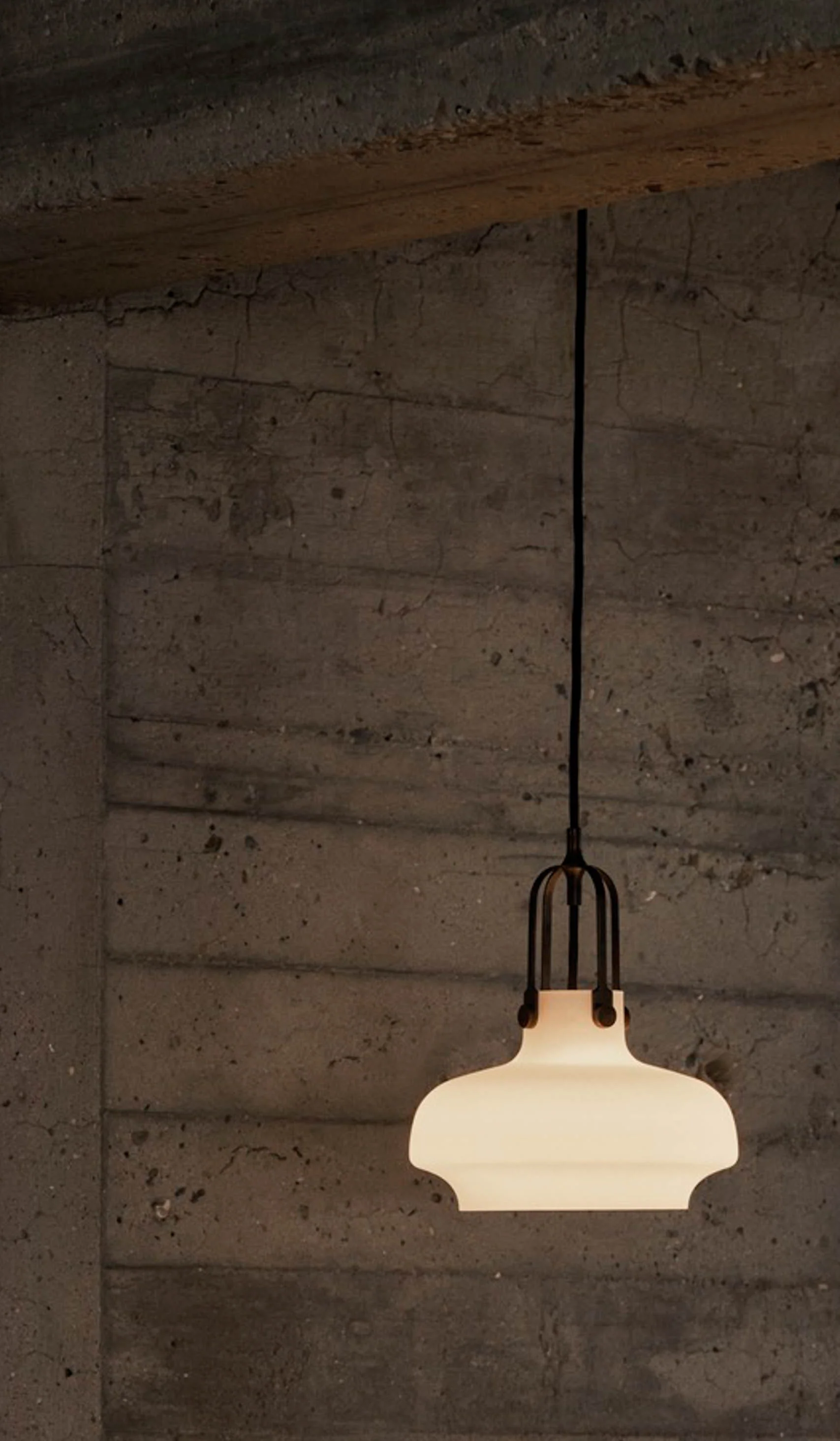 &Tradition SC6 Copenhagen Pendant (7.8" diameter) - Image 3
