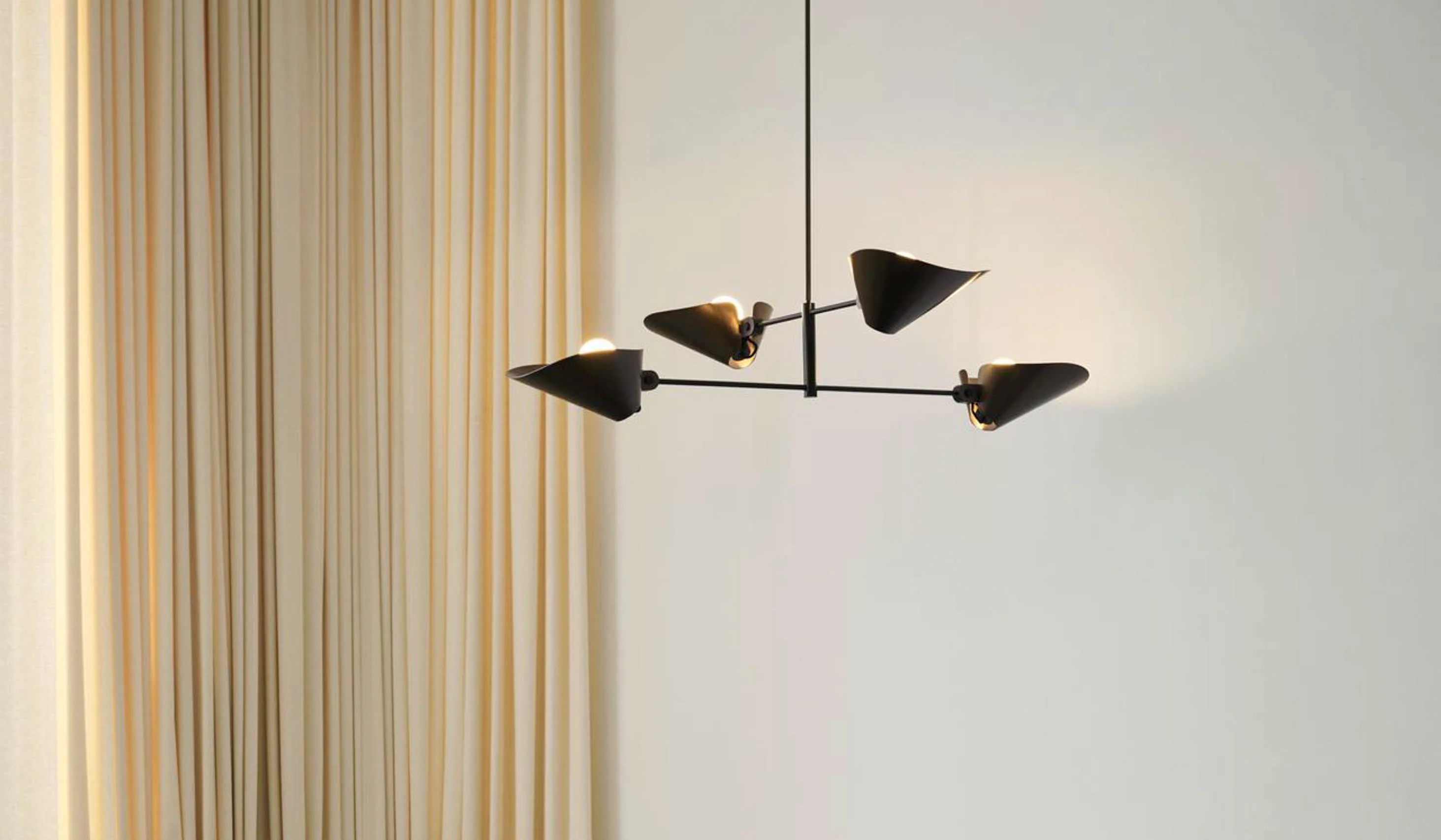 &Tradition SC91-92-93 Bonnet Chandelier - Image 2