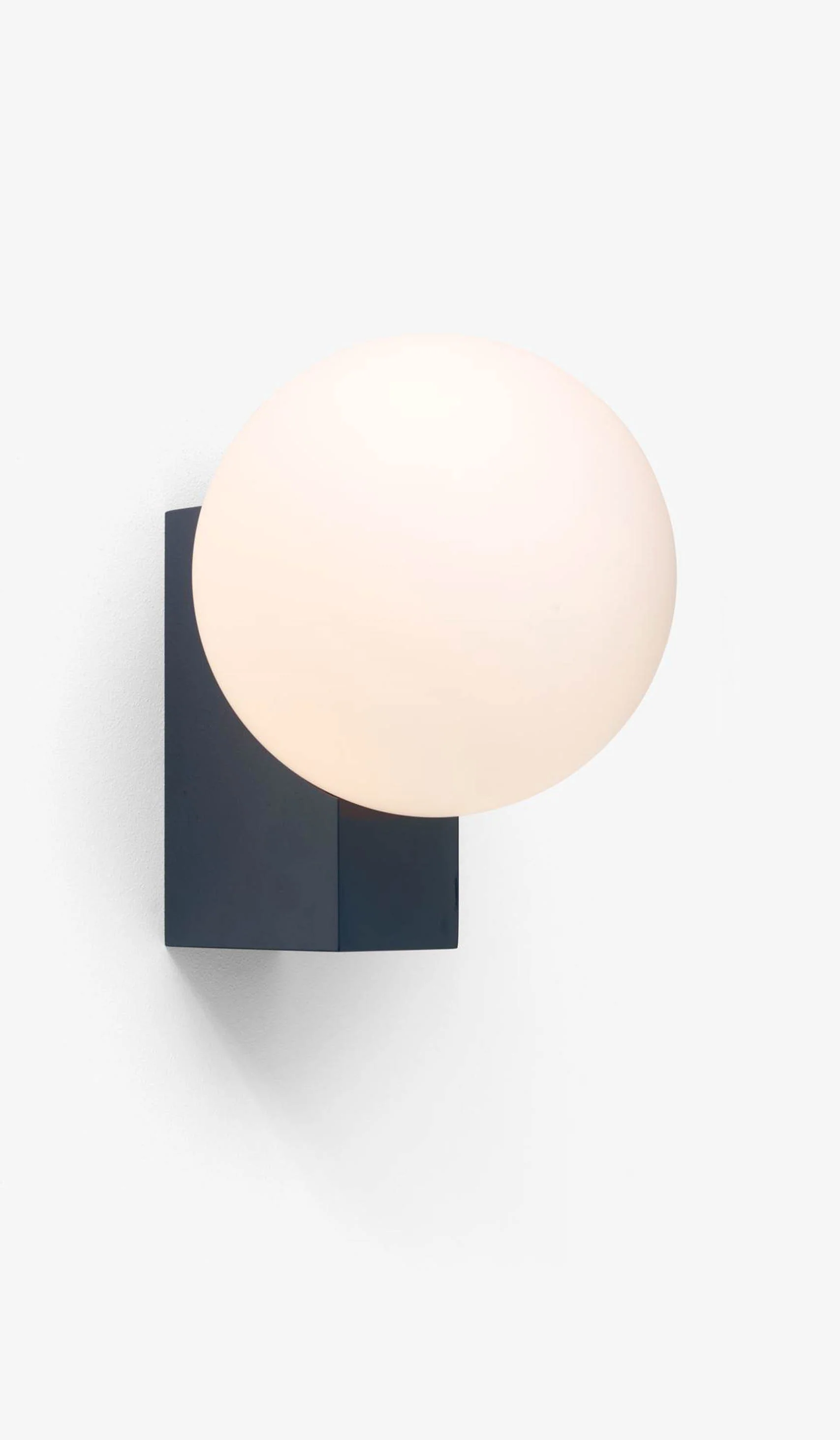 &Tradition SHY2 Journey Sconce - Image 16