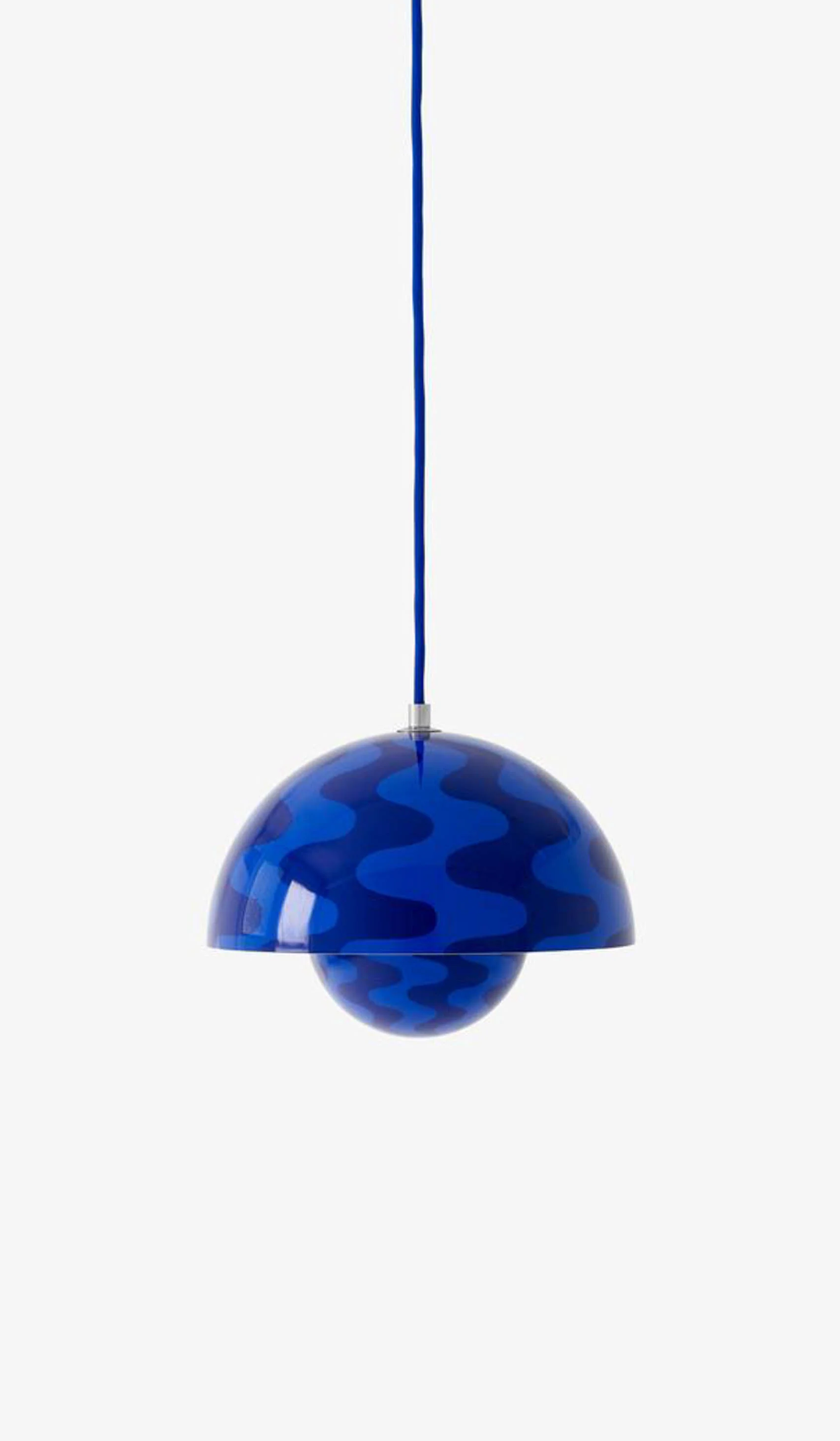 &Tradition VP1 Flower Pot Pendant (9.1" diameter) - Image 98