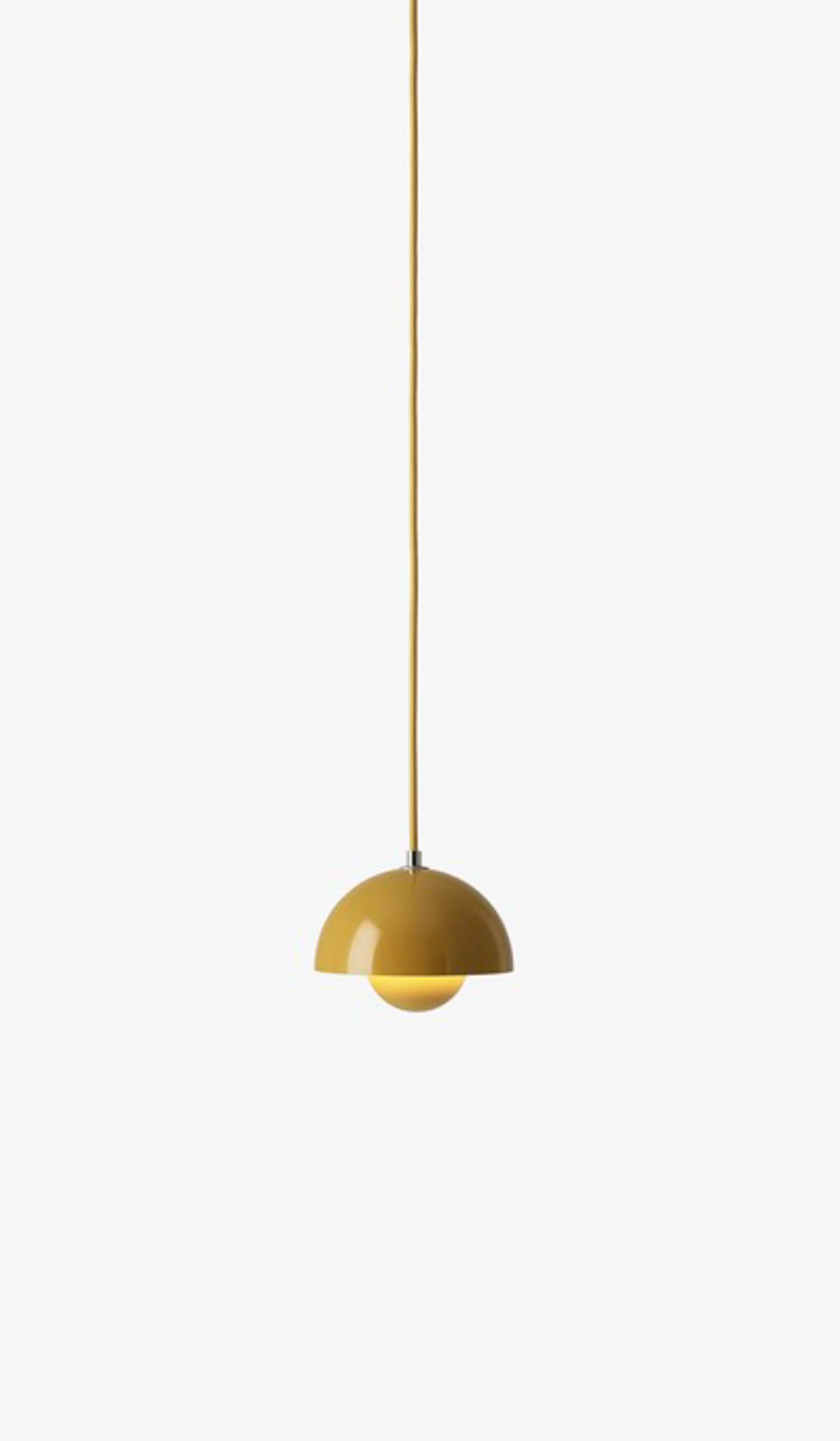 &Tradition VP10 Flower Pot Pendant (6.3" diameter) - Image 35