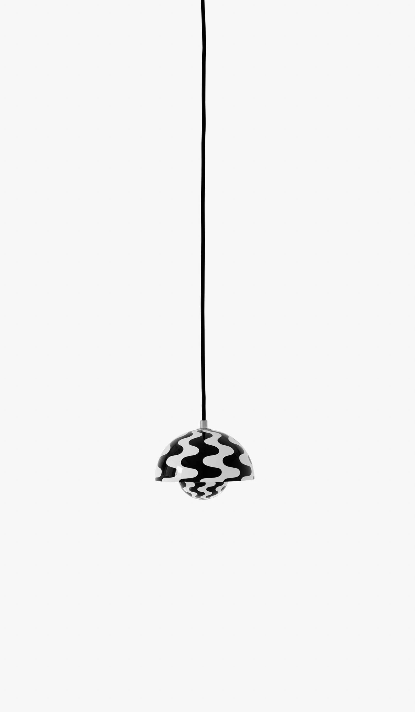 &Tradition VP10 Flower Pot Pendant (6.3" diameter) - Image 36