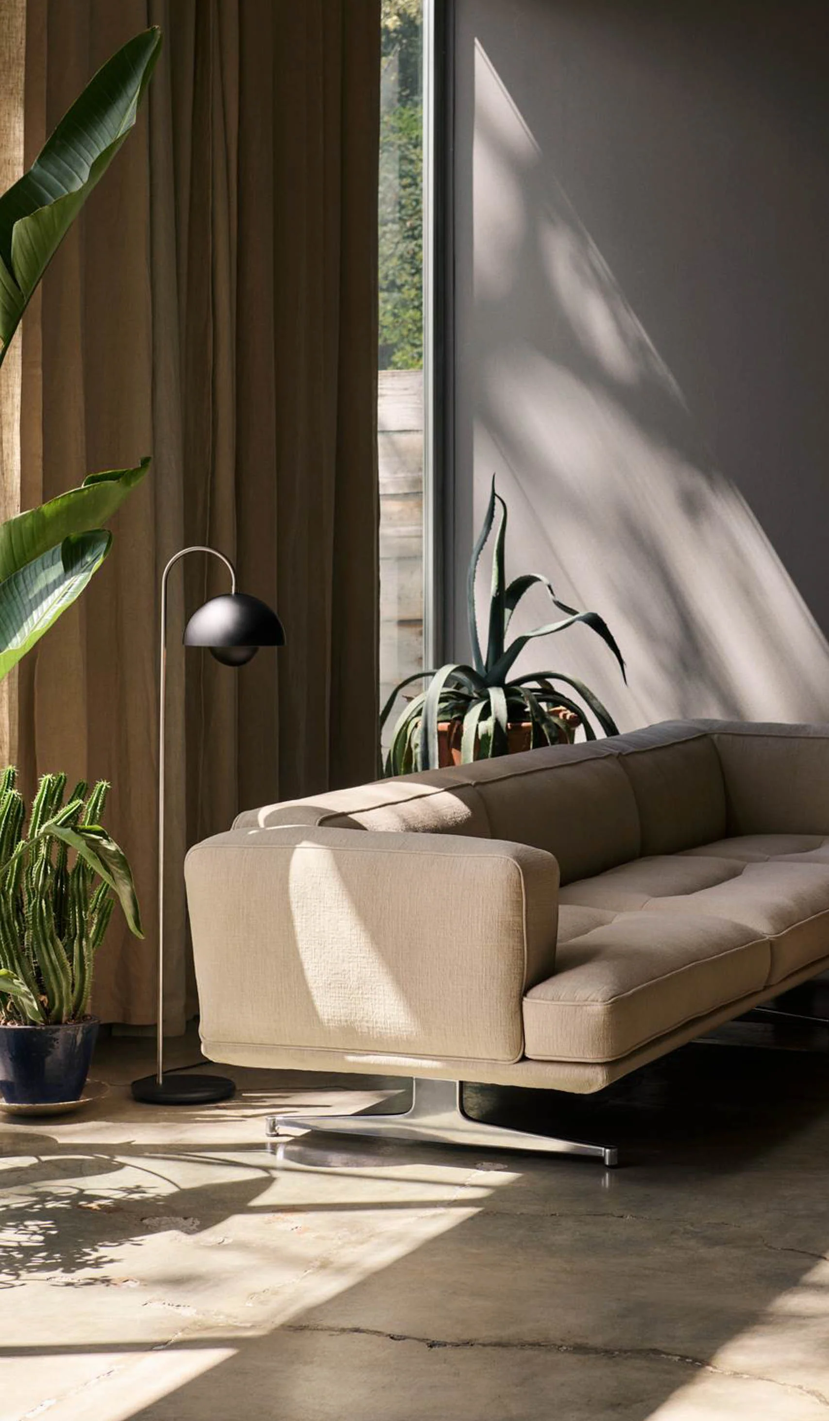 &Tradition VP12 Flower Pot Floor Lamp - Image 14